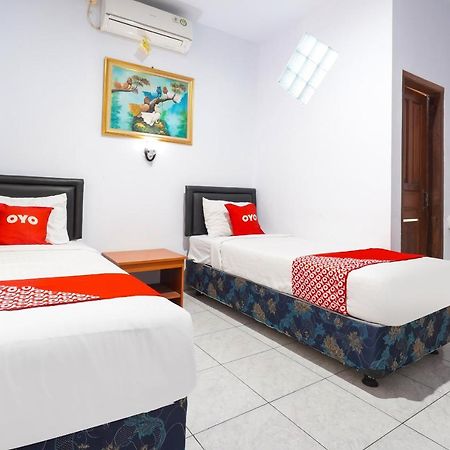 Oyo 91561 Gandhi Hotel Bandung Extérieur photo