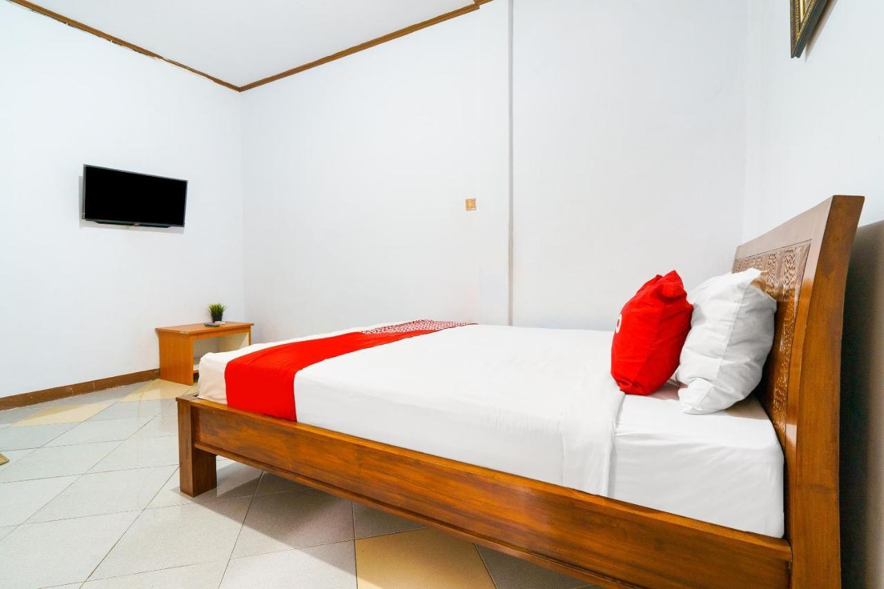 Oyo 91561 Gandhi Hotel Bandung Extérieur photo