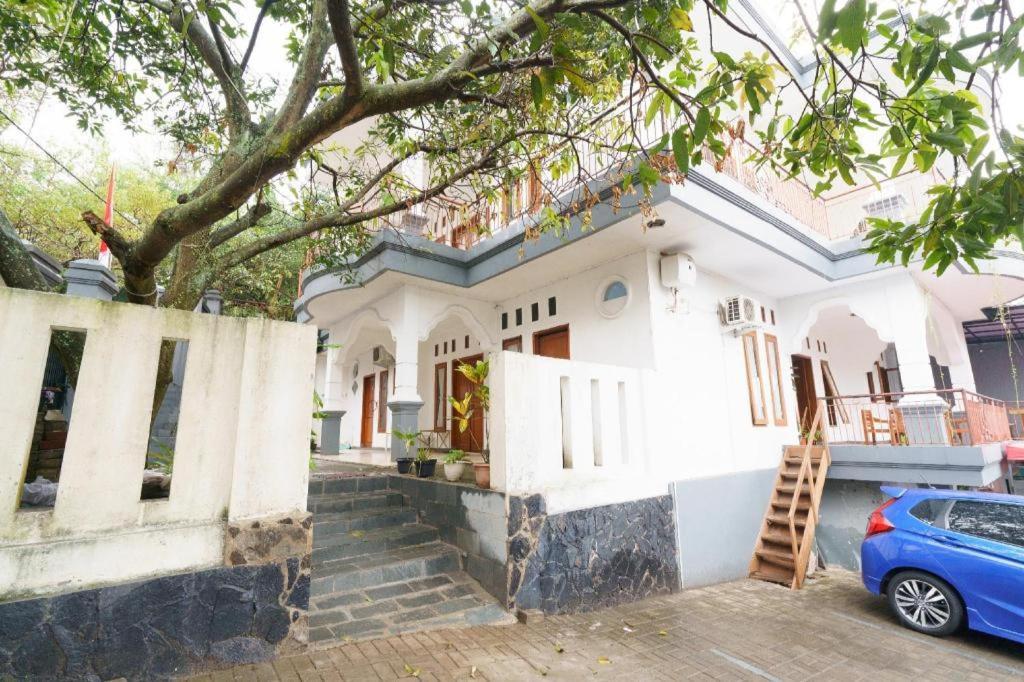 Oyo 91561 Gandhi Hotel Bandung Extérieur photo
